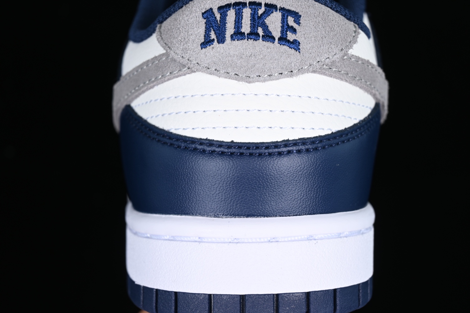 Nike Dunk Low Summit White Midnight Navy FD9749-400