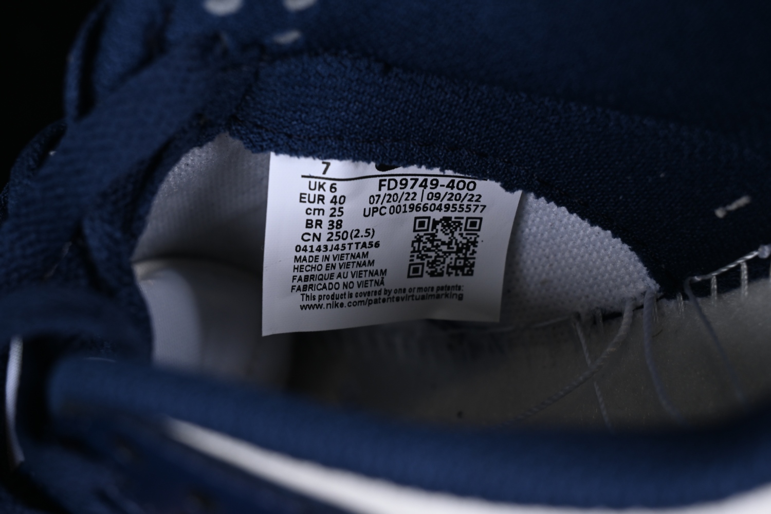 Nike Dunk Low Summit White Midnight Navy FD9749-400