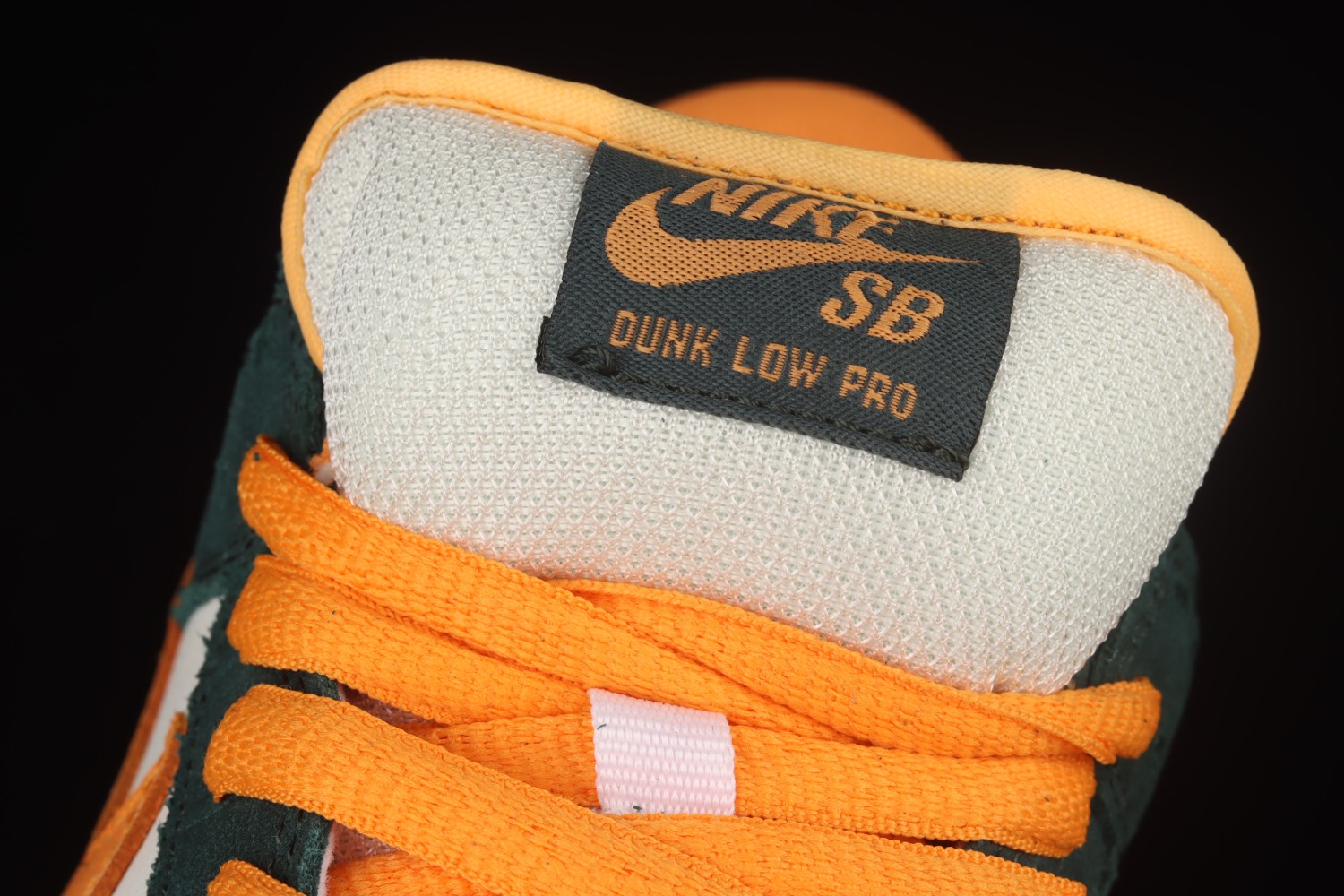 Nike SB Dunk Low Legion Pine Kumquat 304292-383