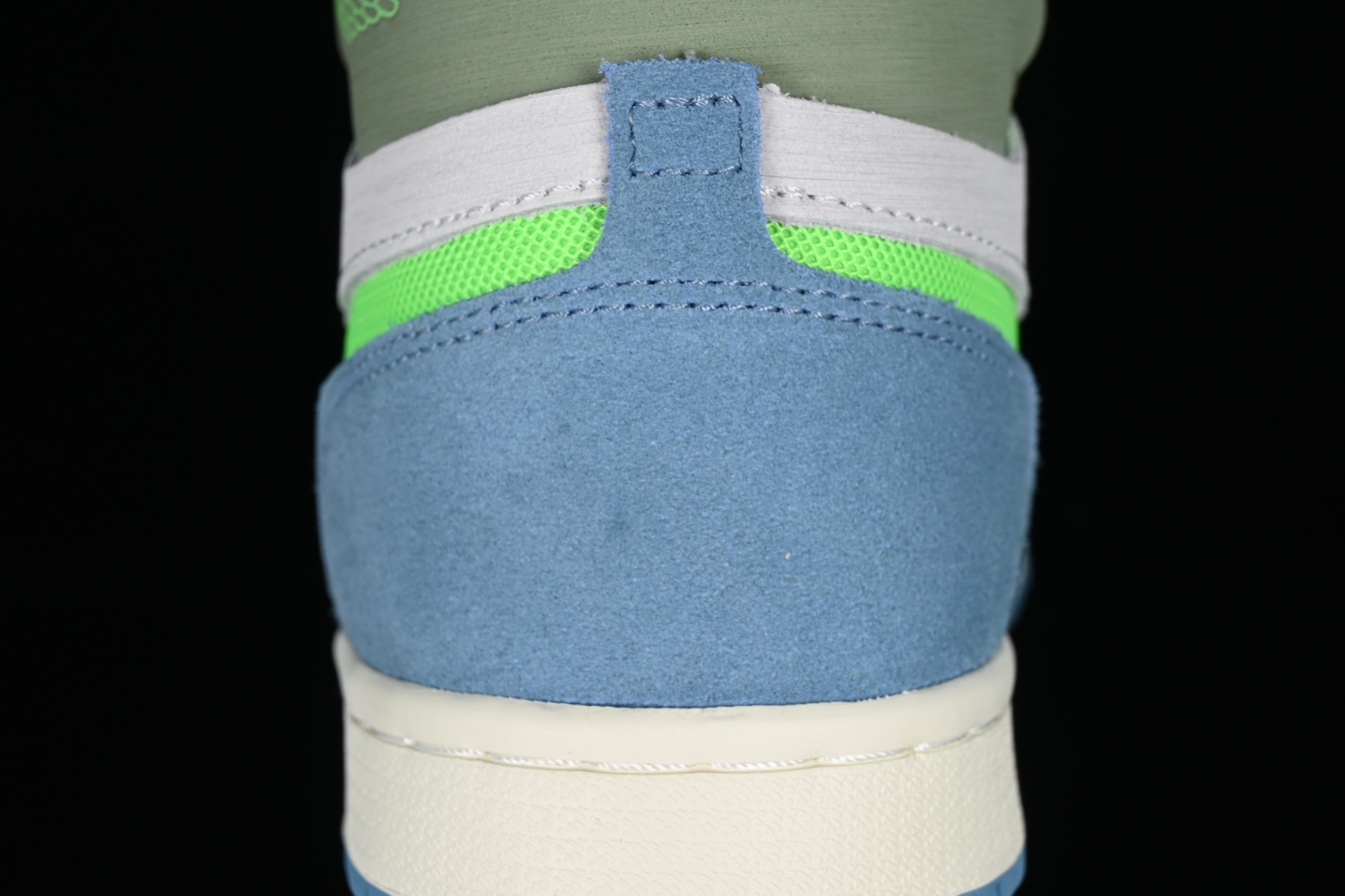 Jordan 1 High Zoom Air CMFT 2 University Blue Volt DV1305-4331