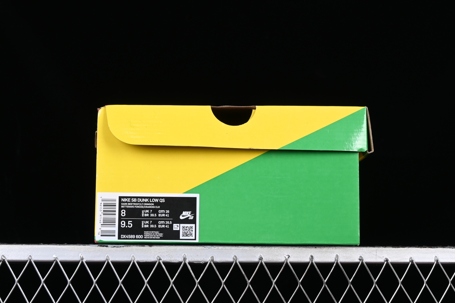 Nike SB Dunk Low Skate Like a Girl DX4589-600
