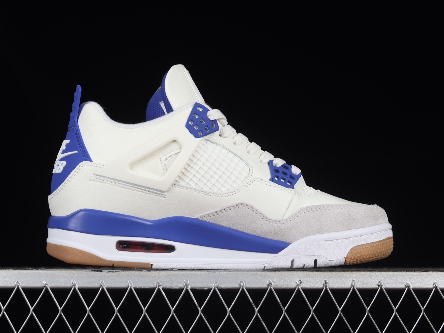 Nike SB x Jordan Air Jordan 4  Sapphire  DR5415-102