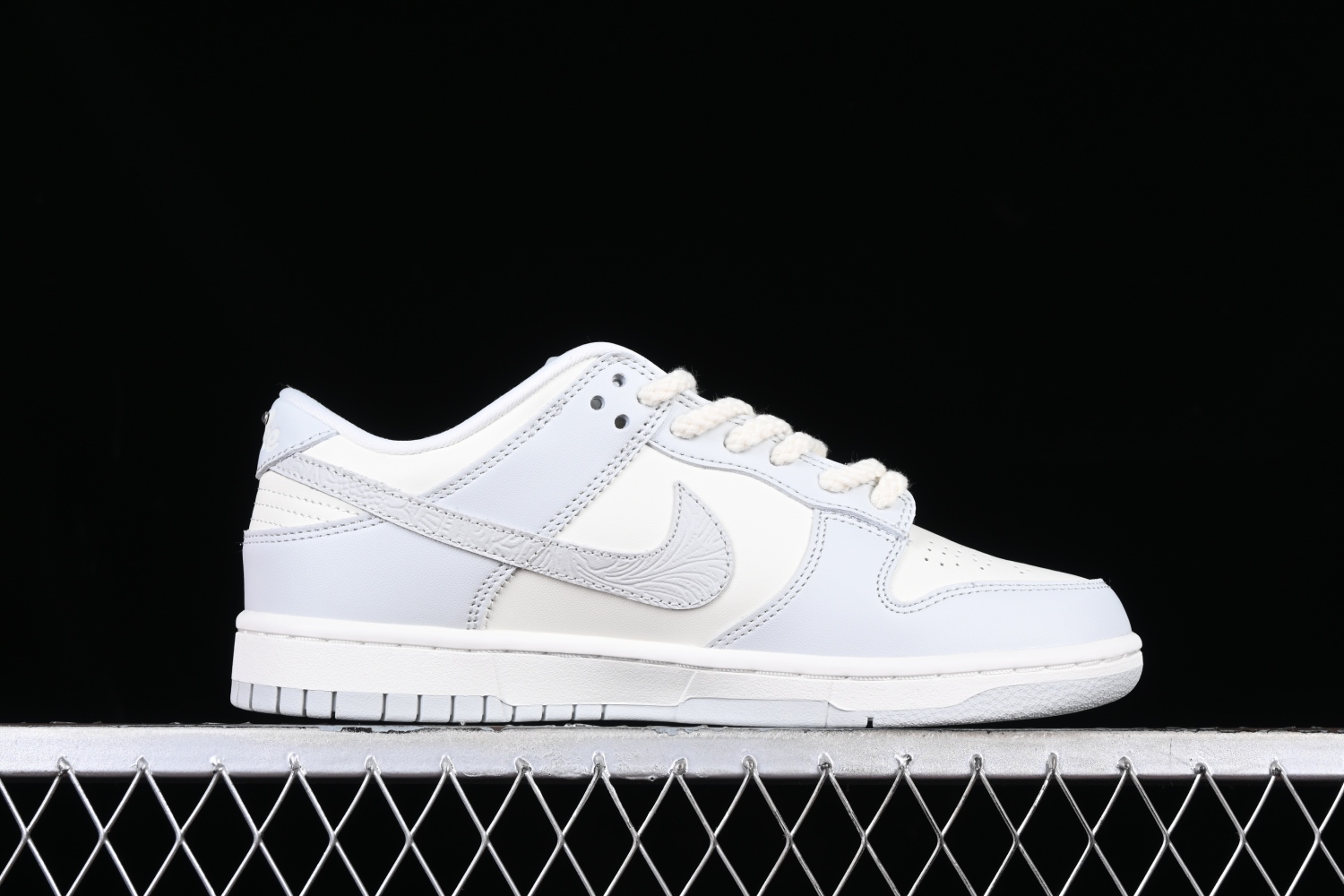 Nike Dunk Low Needlework Sail Aura FJ4553-133