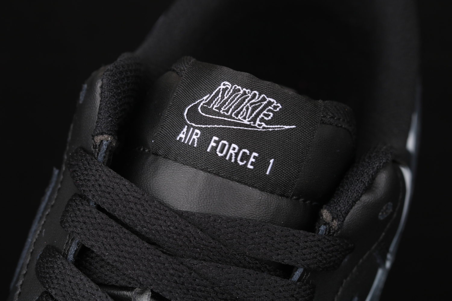 Nike Air Force 1 Low Black Skeleton Halloween BQ7541-001
