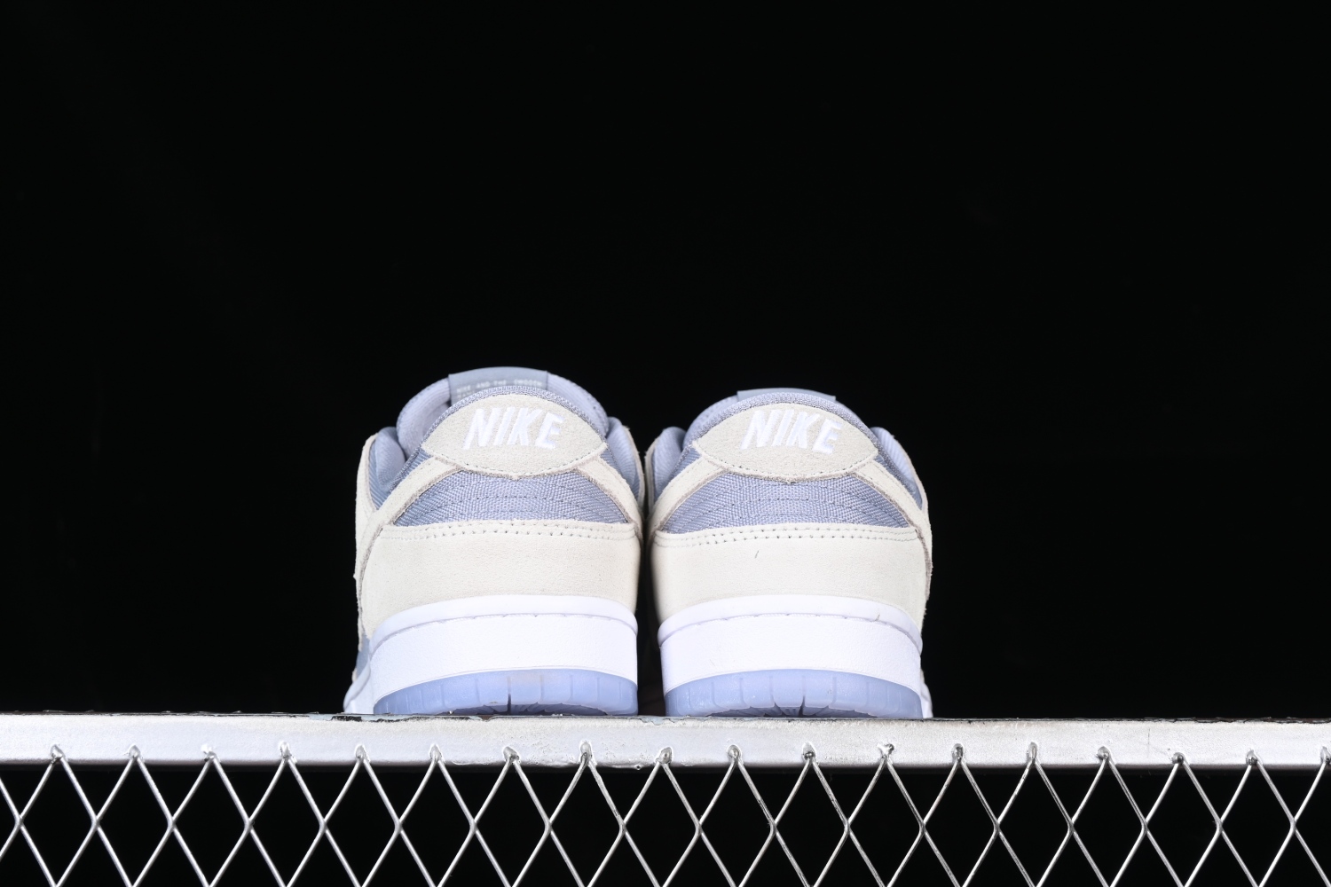 Nike SB Dunk Low Wolf Grey 854866-011