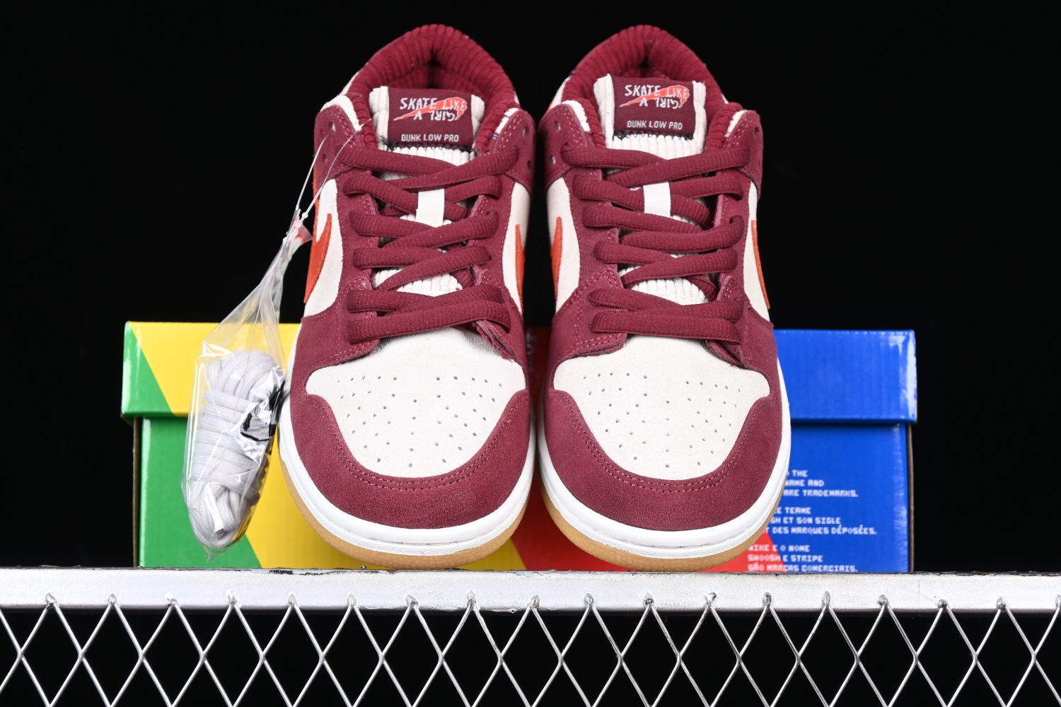 Nike SB Dunk Low Skate Like a Girl DX4589-600