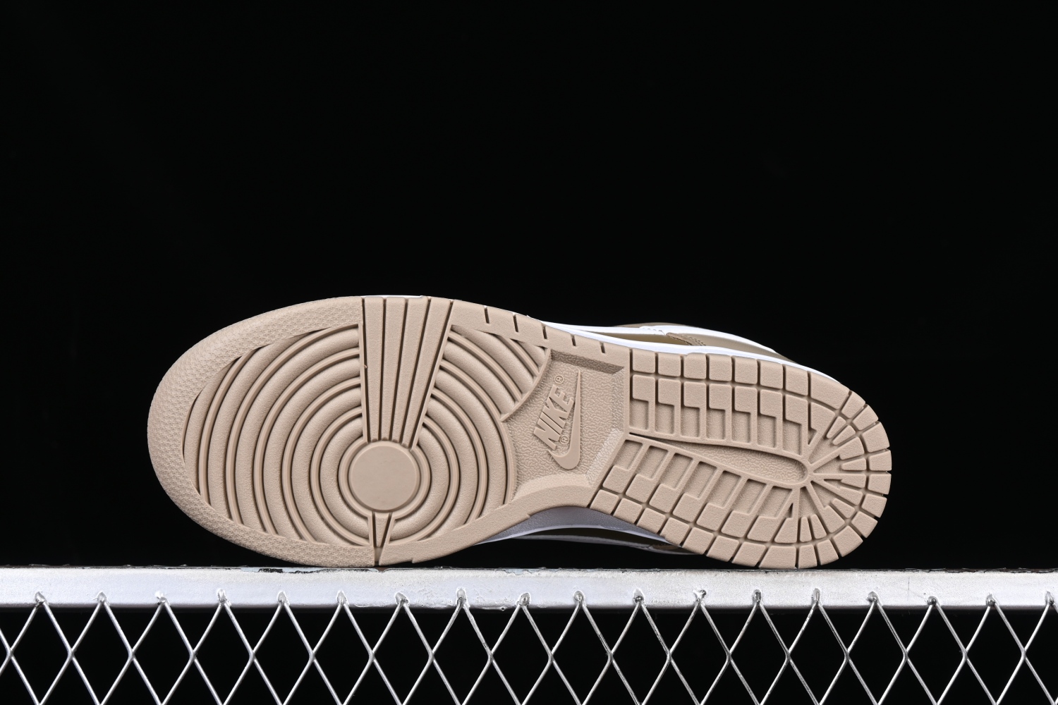Nike Dunk Low Judge Grey DJ6188-200