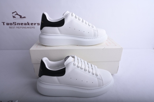 Alexander McQueen Oversized Ivory Black  553680WHGP59061