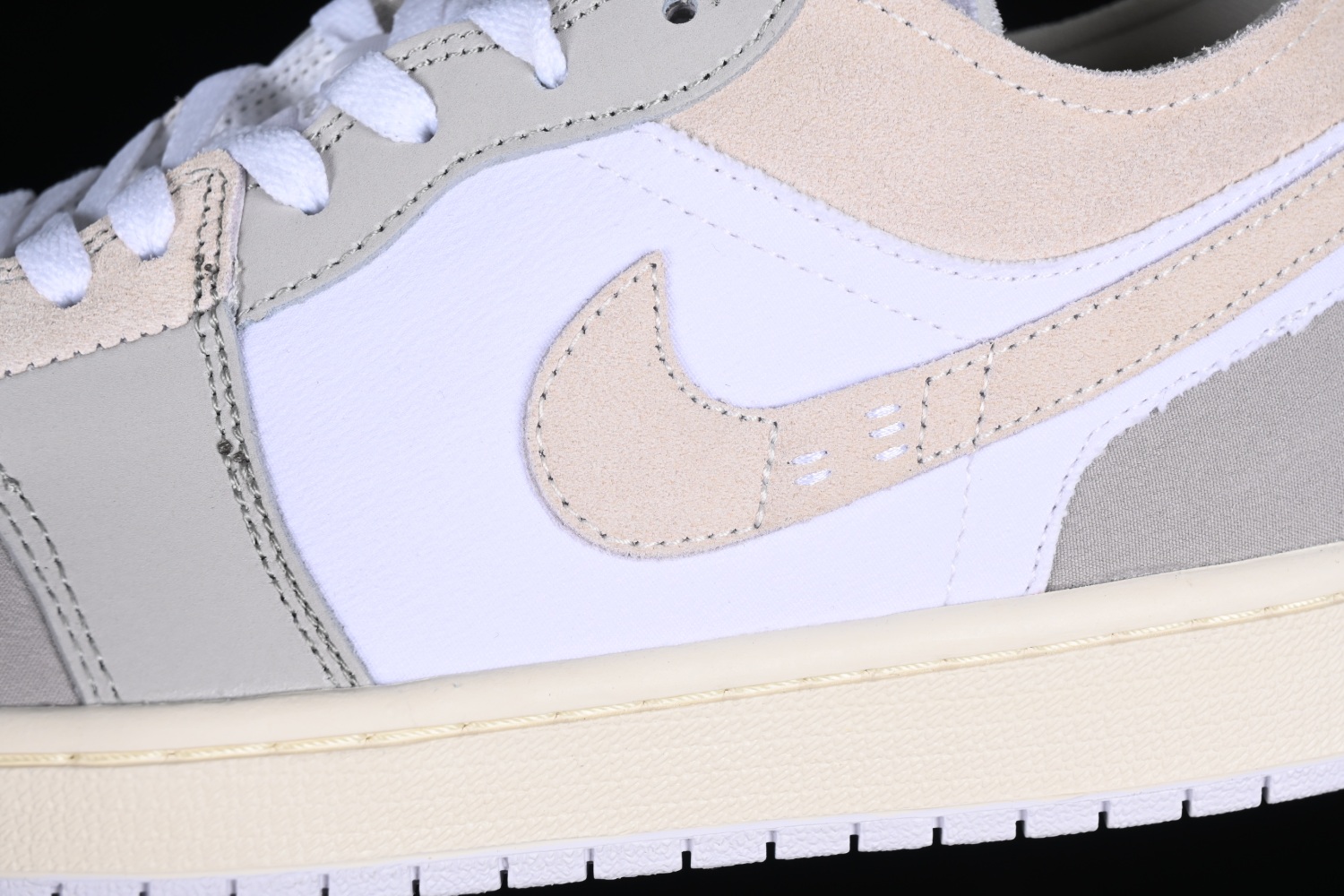 Jordan 1 Low SE Craft Inside Out Tech Grey DN1635-002