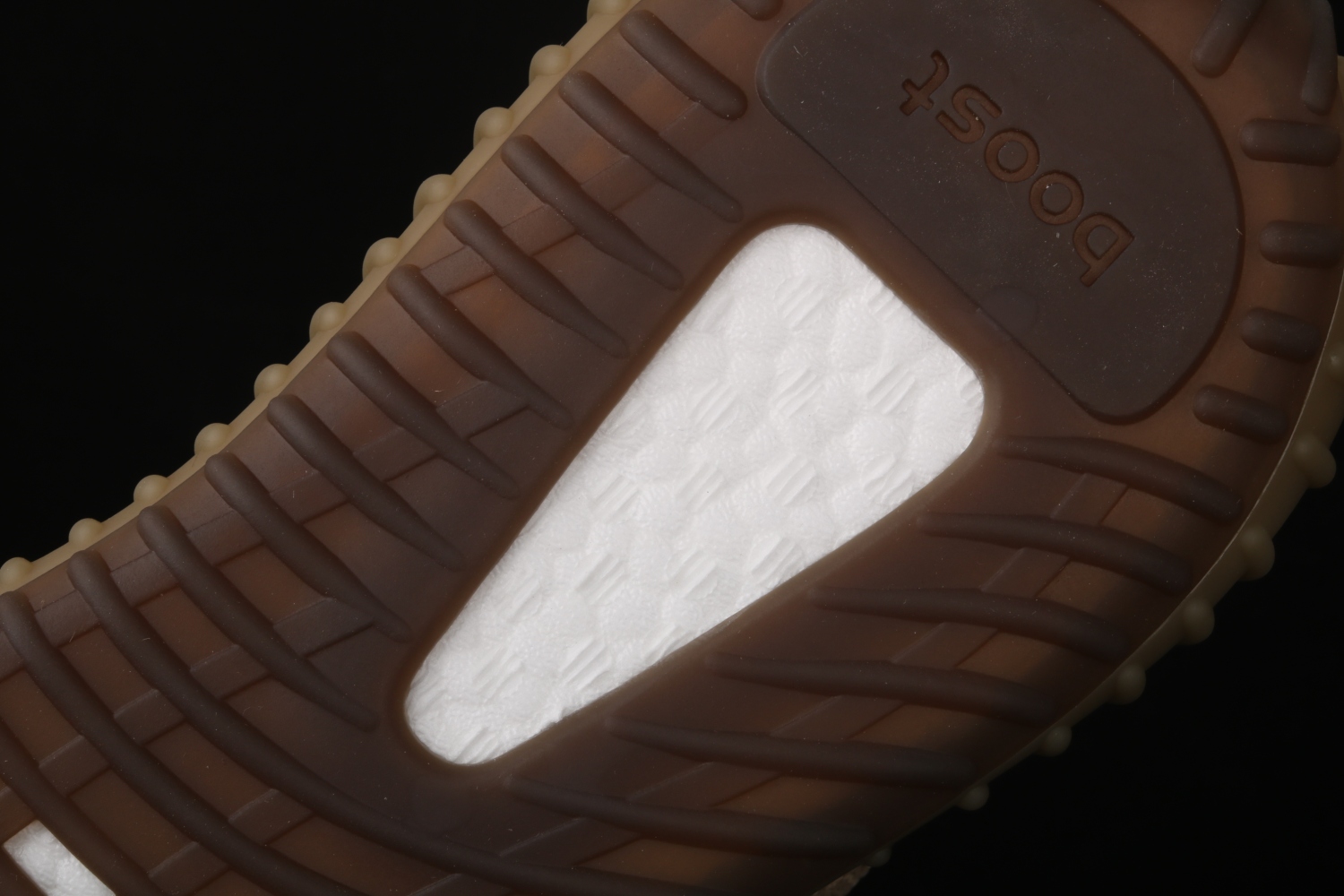 adidas Yeezy Boost 350 V2 Sand Taupe FZ5240
