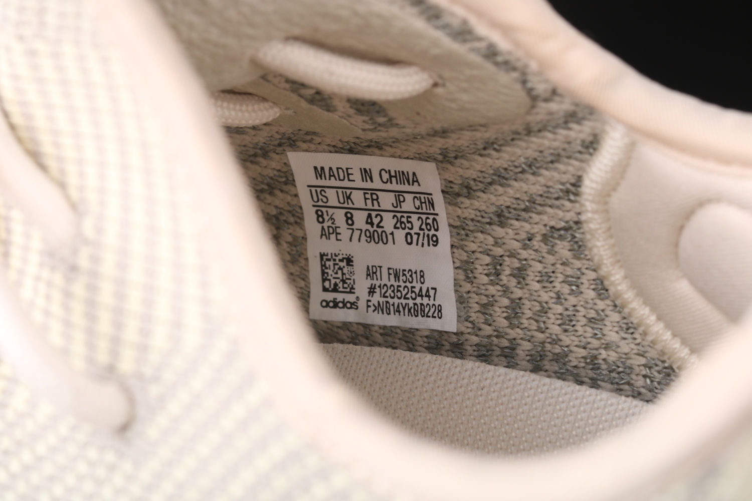 adidas Yeezy Boost 350 V2 Citrin FW5318