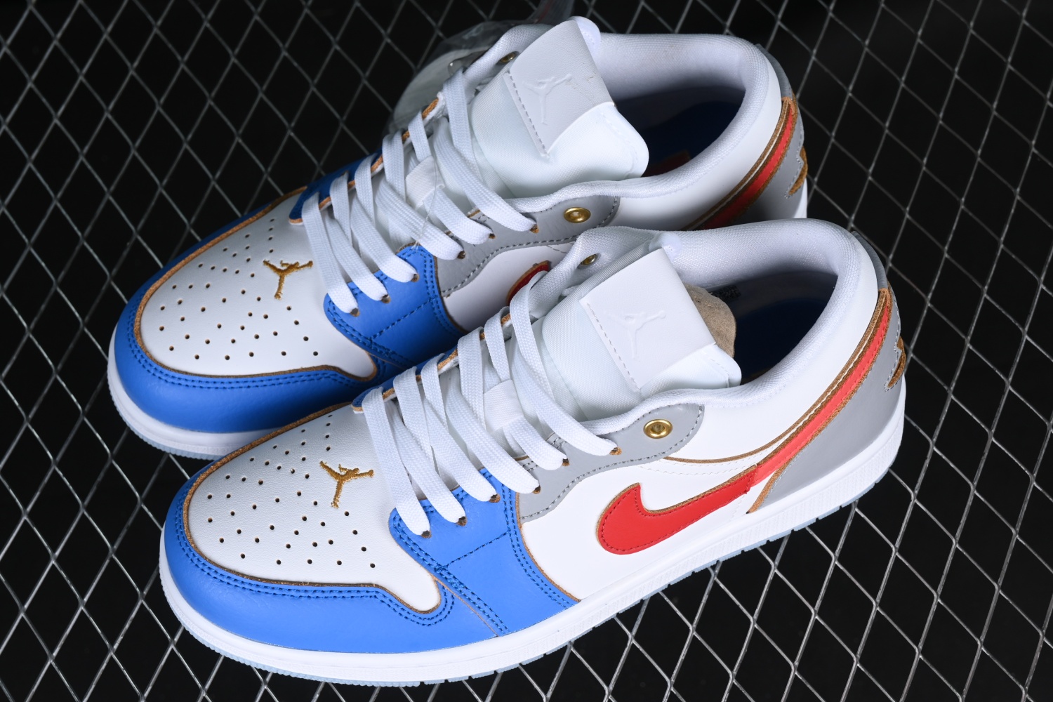 Jordan 1 Low SE Philippines FN8901-164