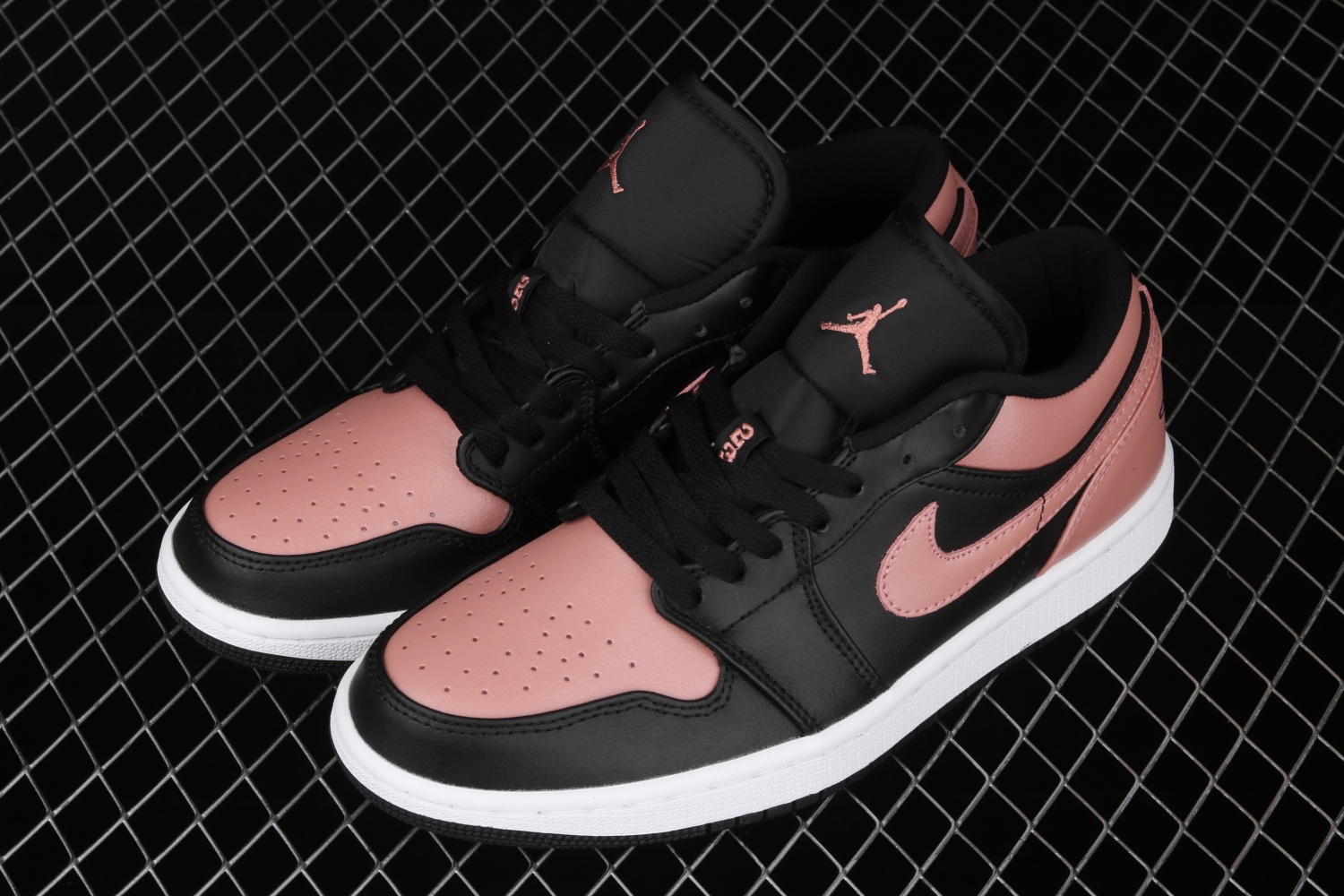 Jordan 1 Low Crimson Tint 553558-034
