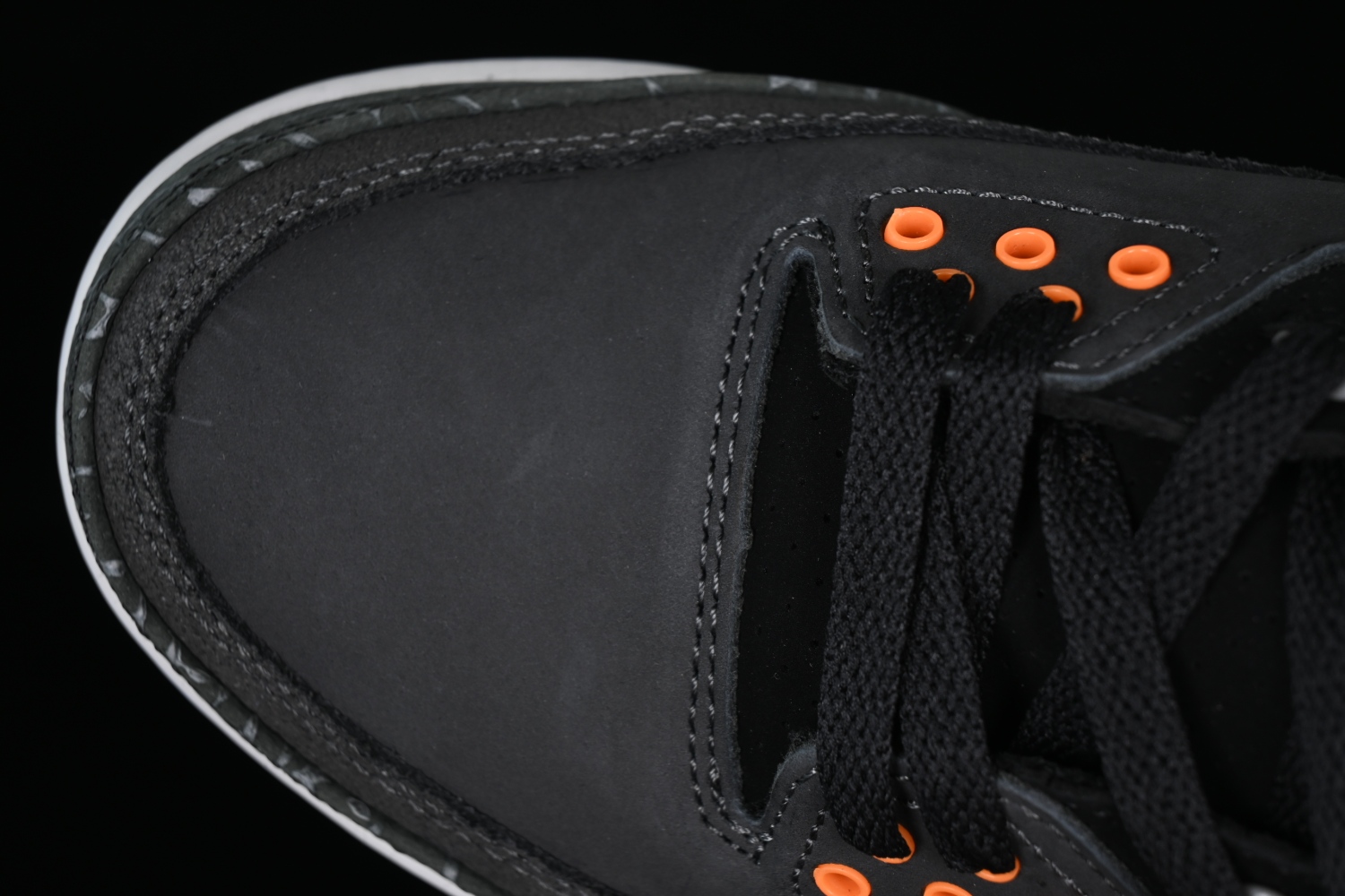 Air Jordan 3 Retro  Fear   CT8532-080