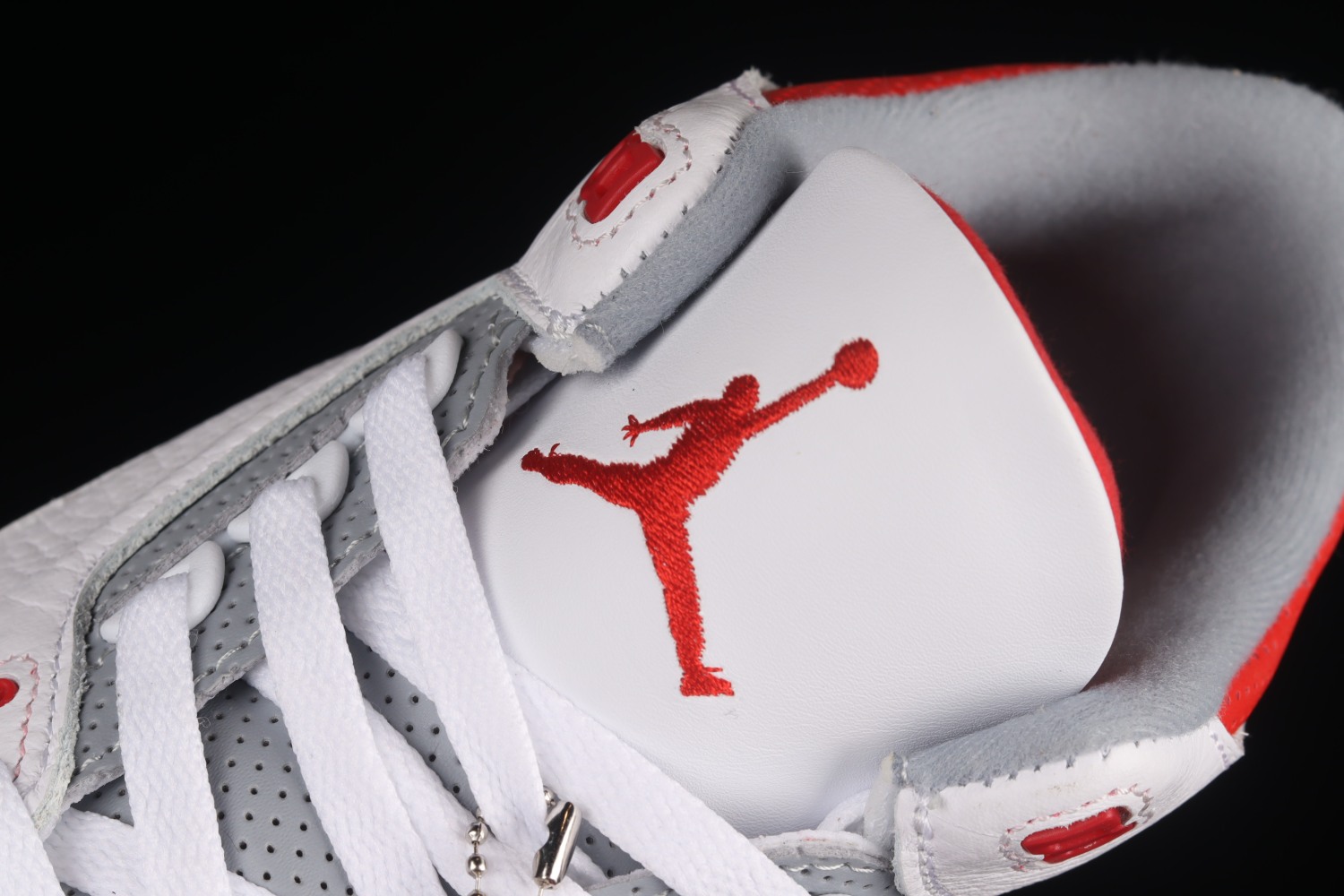 Jordan 3 Retro Fire Red (2013) 136064-120