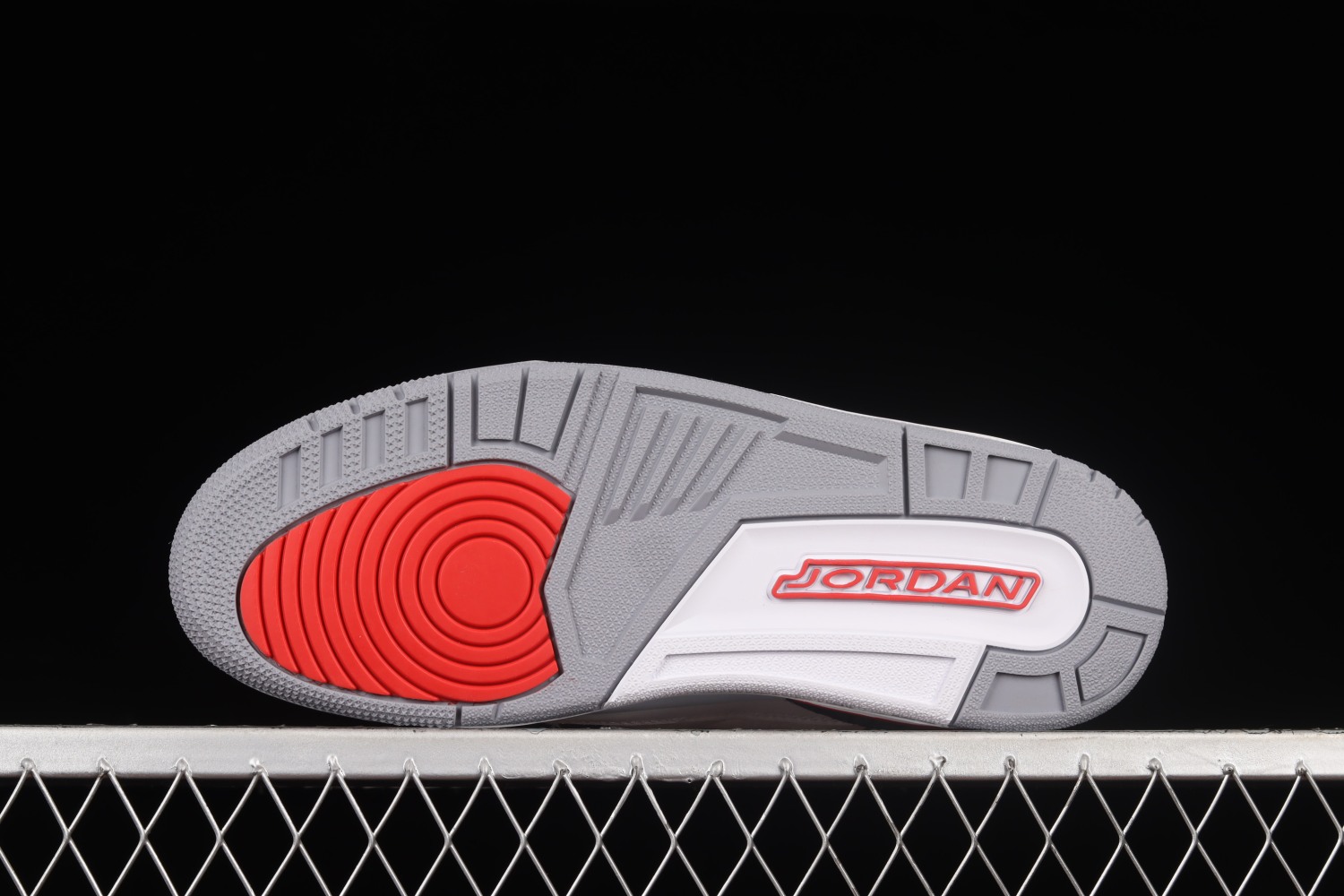 Jordan 3 Retro Fire Red (2013) 136064-120