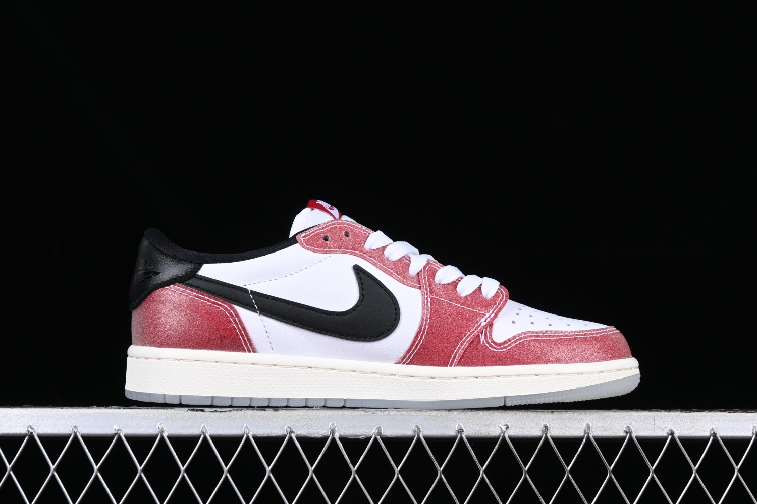 Trophy Room x Air Jordan 1 Low OG FN0432-017