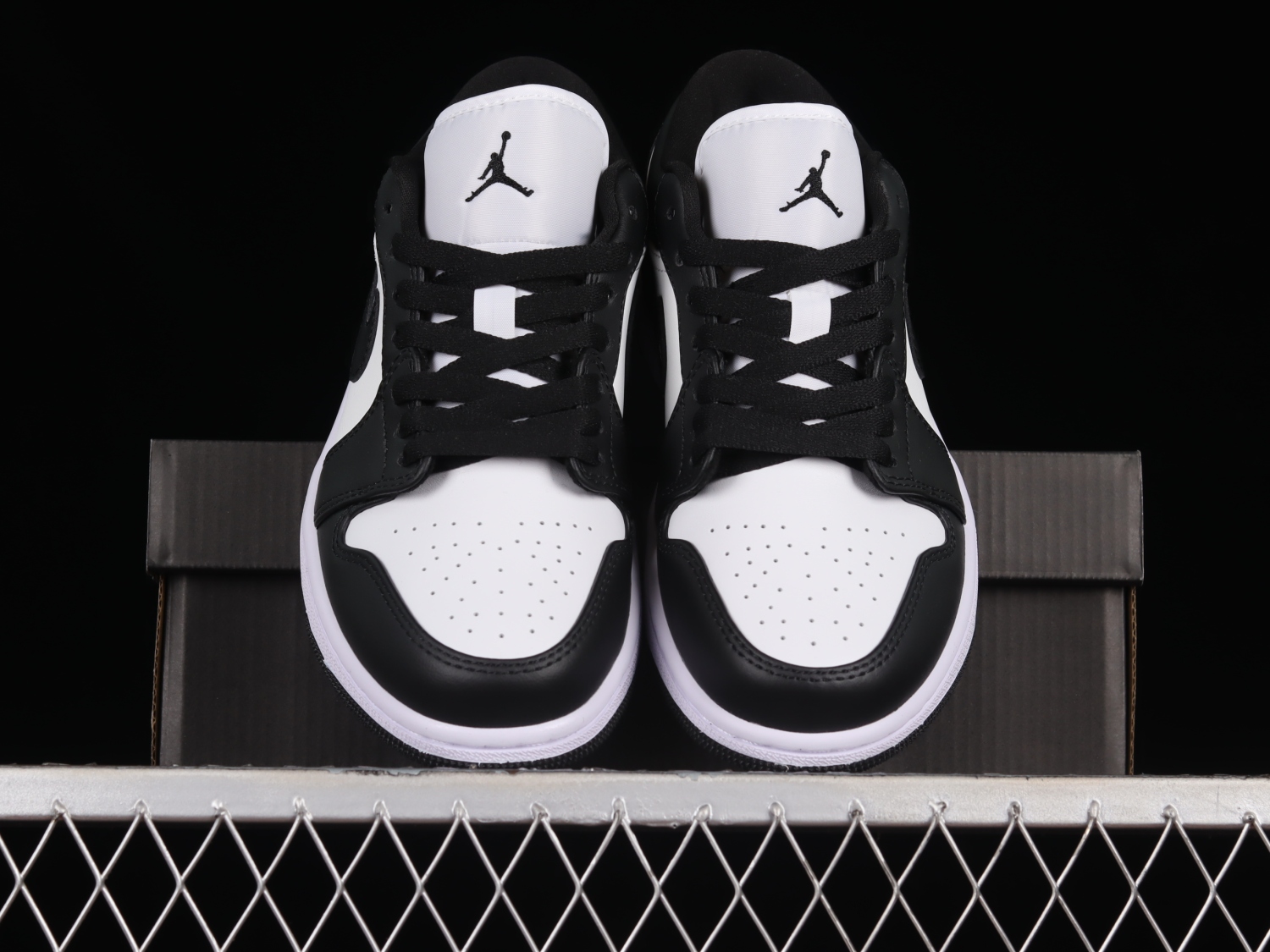 Jordan 1 Low Panda (2023) DC0774-101