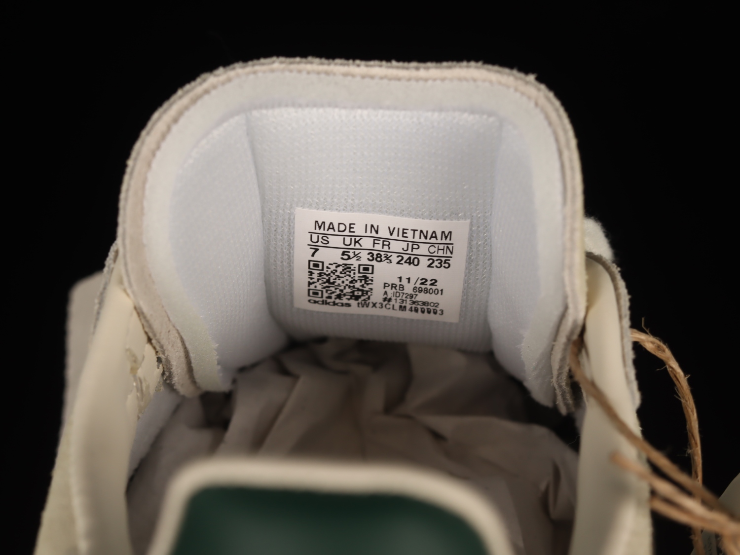 adidas Clarks 8th Street Samba by Ronnie Fieg Chalk White Green ID7297
