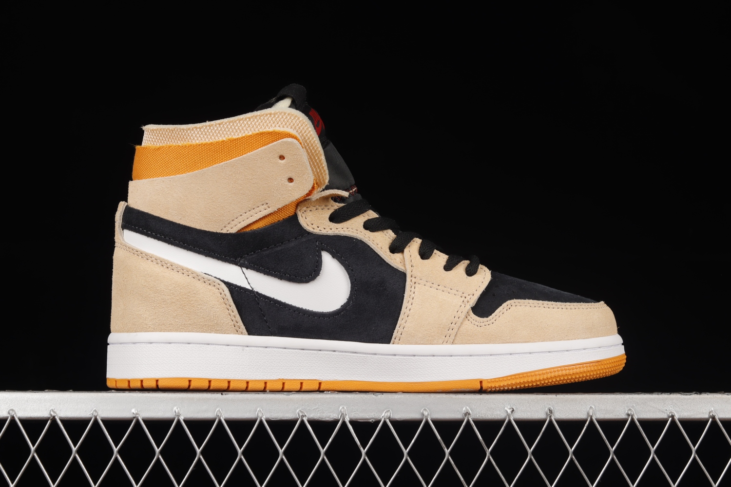 Jordan 1 High Zoom Air CMFT Pumpkin Spice CT0978-200