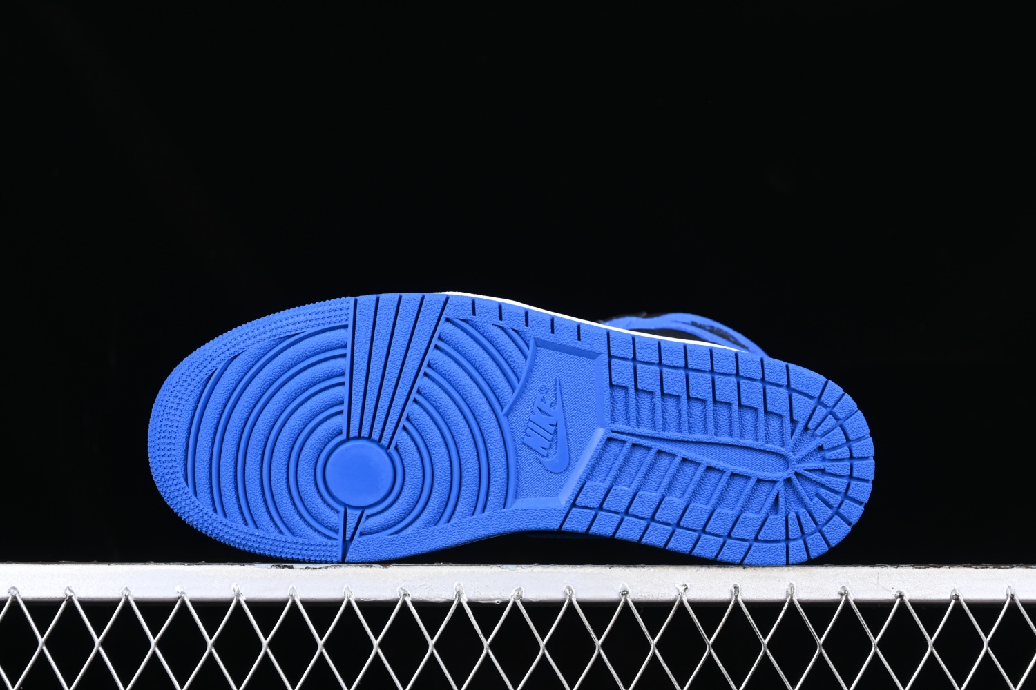 Jordan 1 Retro High OG Royal Reimagined DZ5485-042