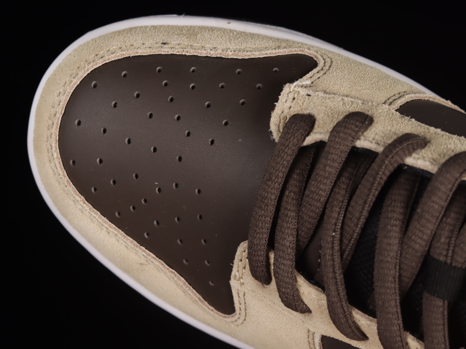 Nike SB Dunk Low Dark Chocolate Linen 313170-203