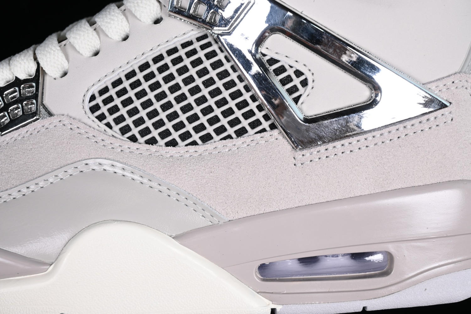 Jordan 4 Retro Frozen Moments  AQ9129-001