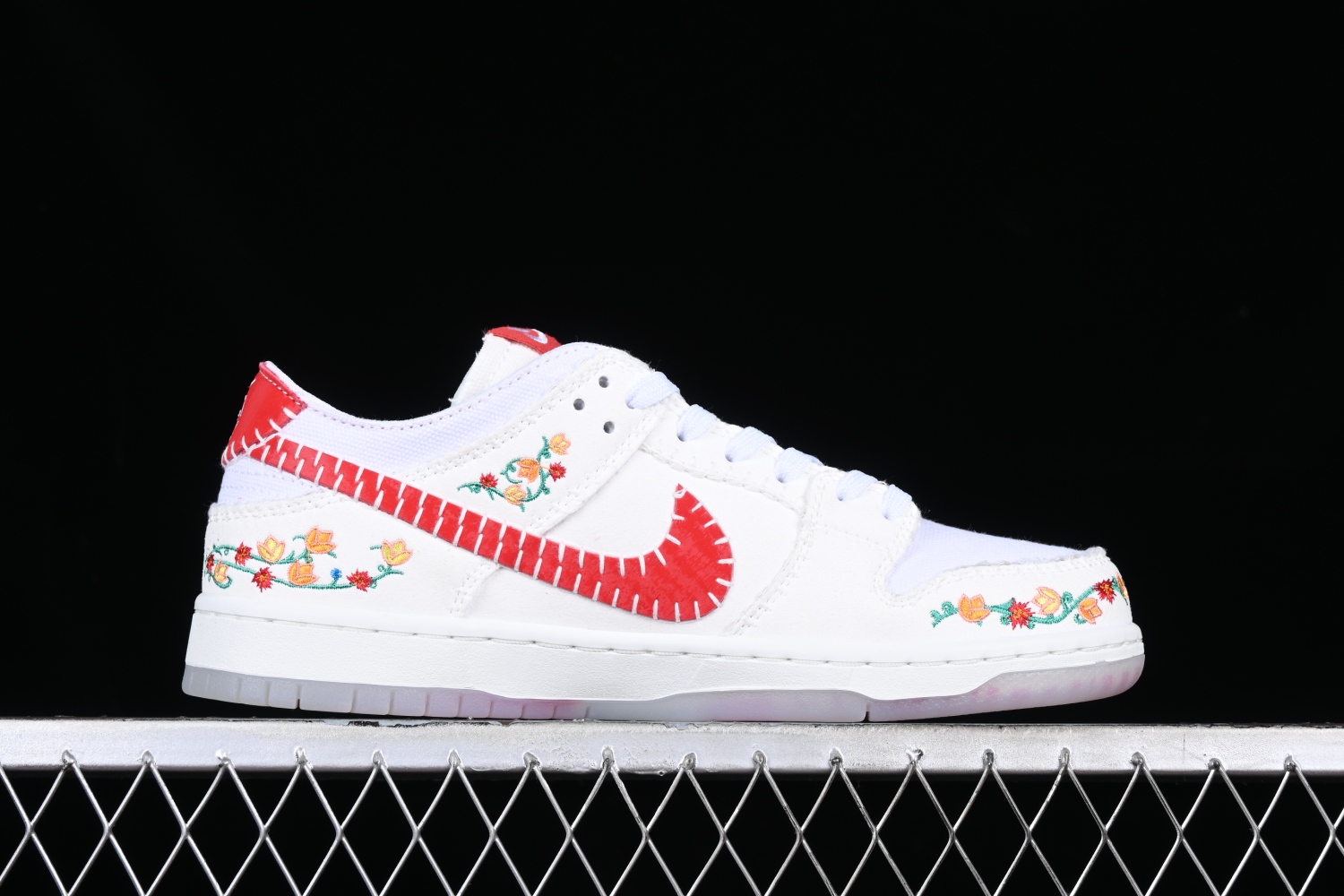 Nike SB Dunk Low Decon N7 Opti Yellow University Red FD6951-700