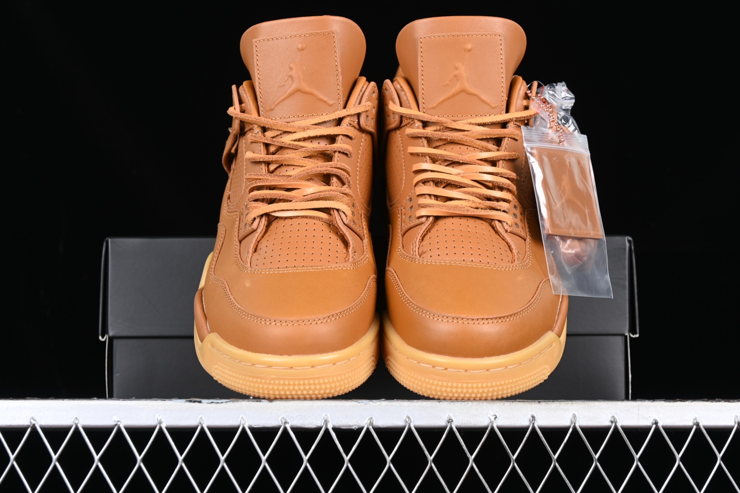 Jordan 4 Retro Ginger Wheat  819139-205