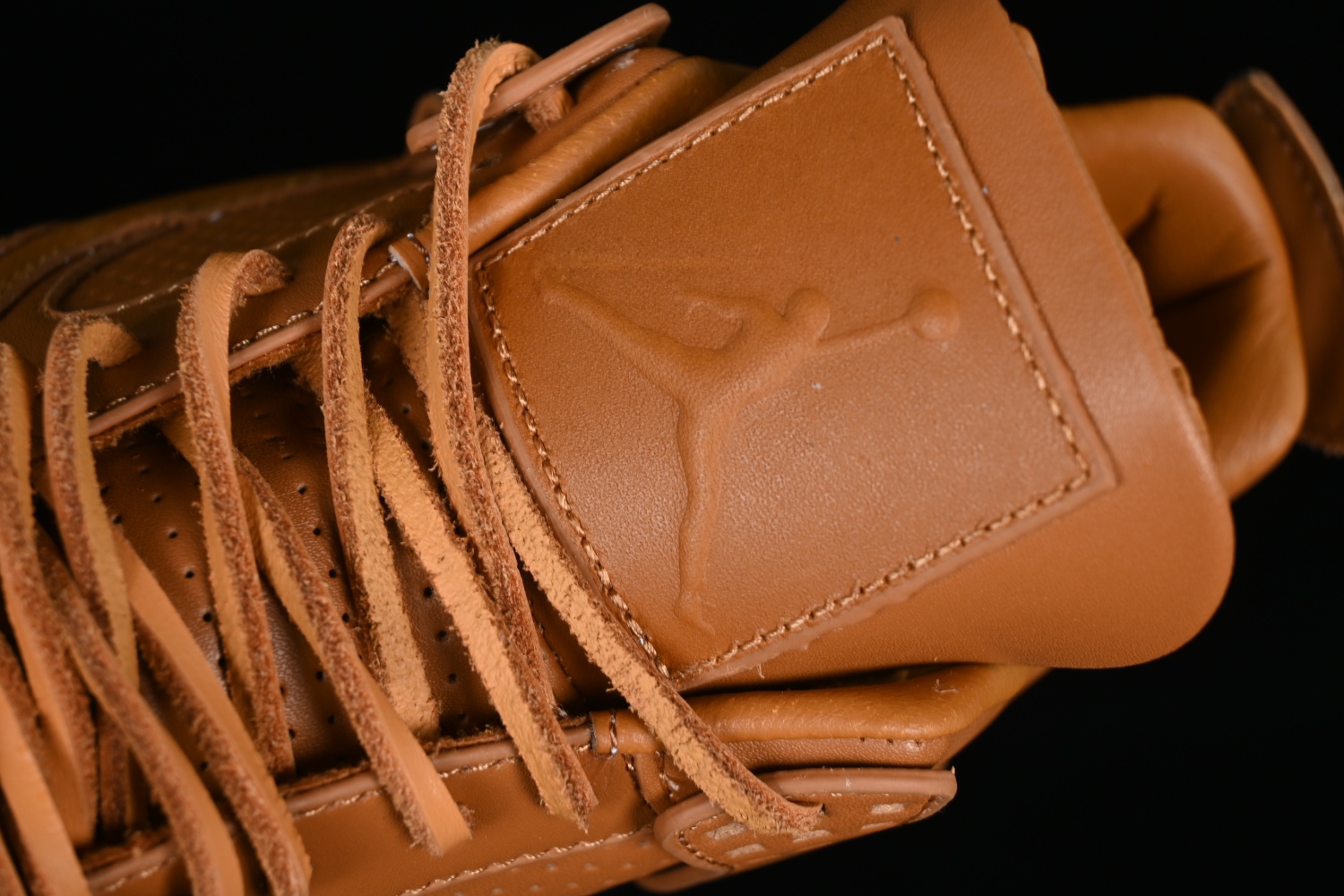 Jordan 4 Retro Ginger Wheat  819139-205