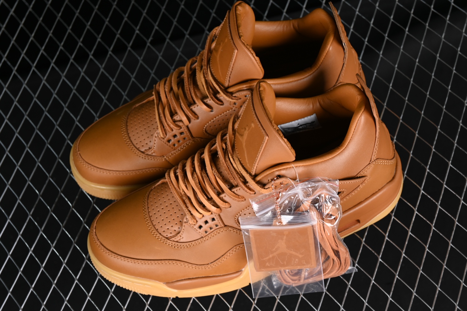 Jordan 4 Retro Ginger Wheat  819139-205