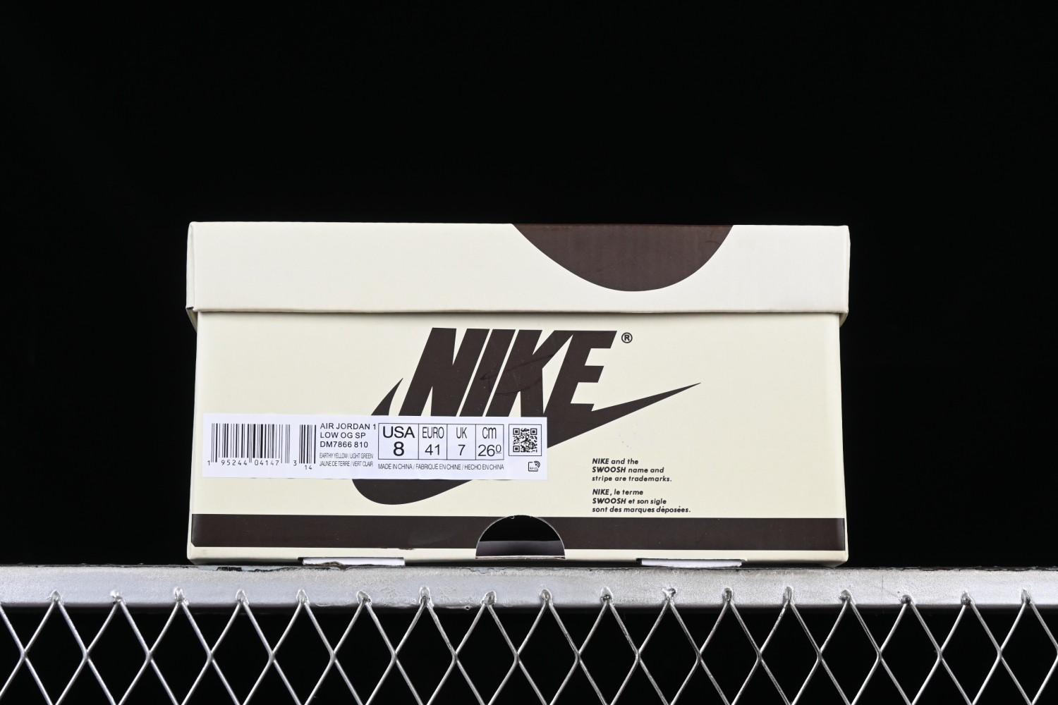 Travis Scott x Air Jordan 1 Low OG DM7866-810