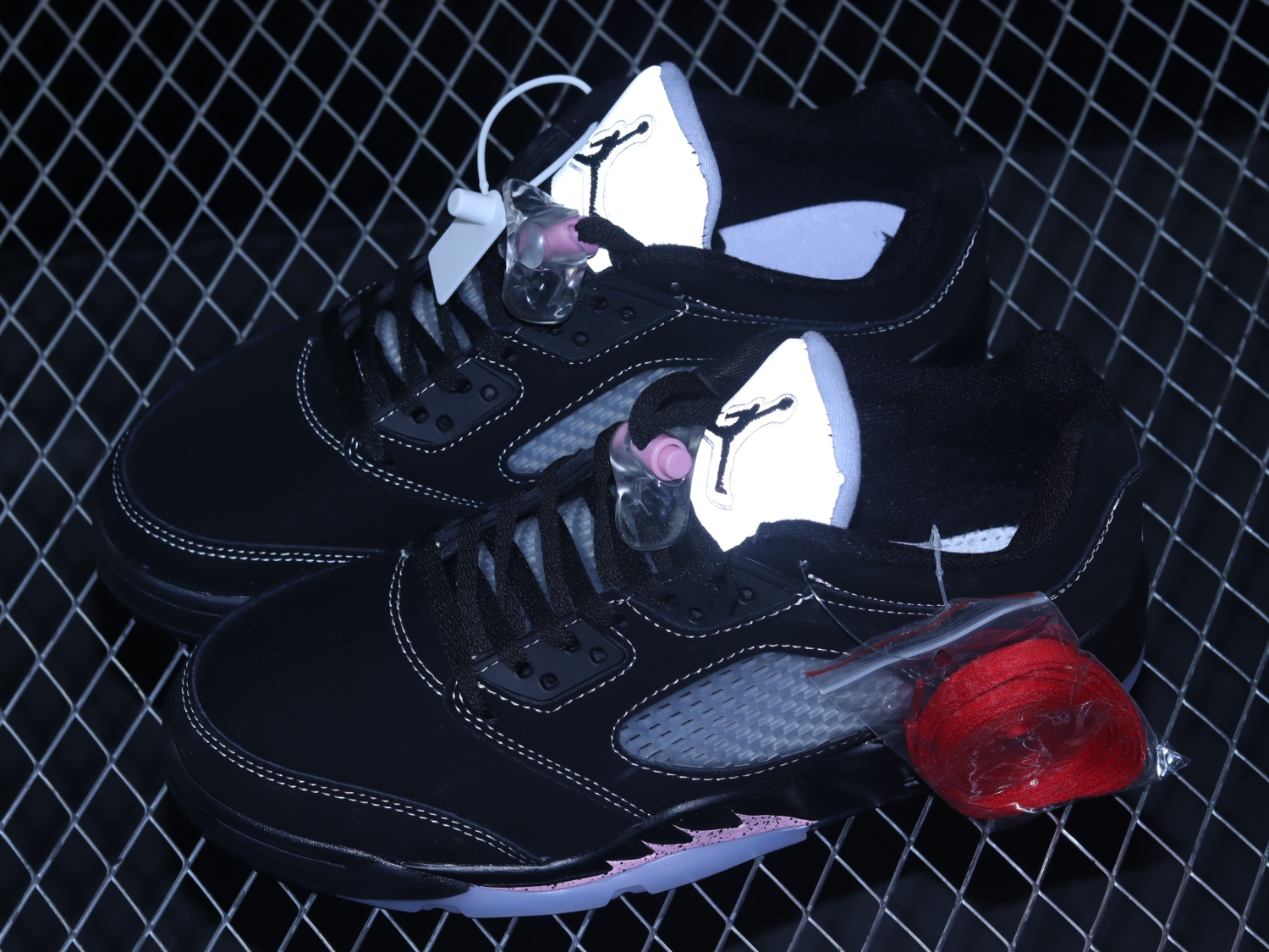 Jordan 5 Retro Low Dongdan DX4355-015