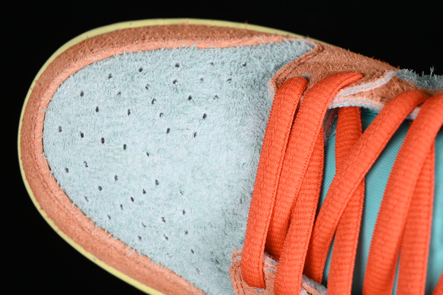 Nike SB Dunk Low Orange Emerald Rise DV5429-800