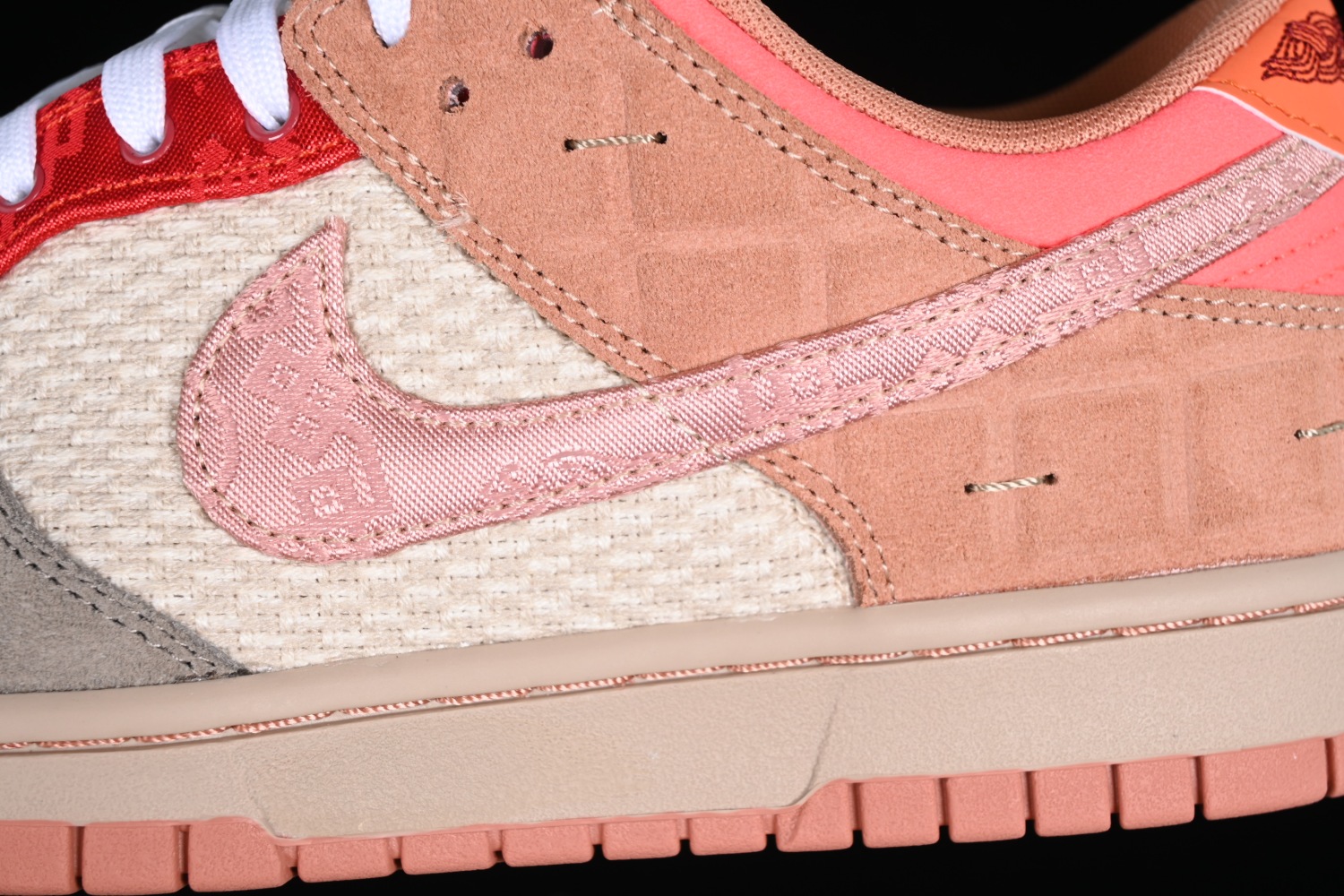 Nike Dunk Low SP What The CLOT FN0316-999
