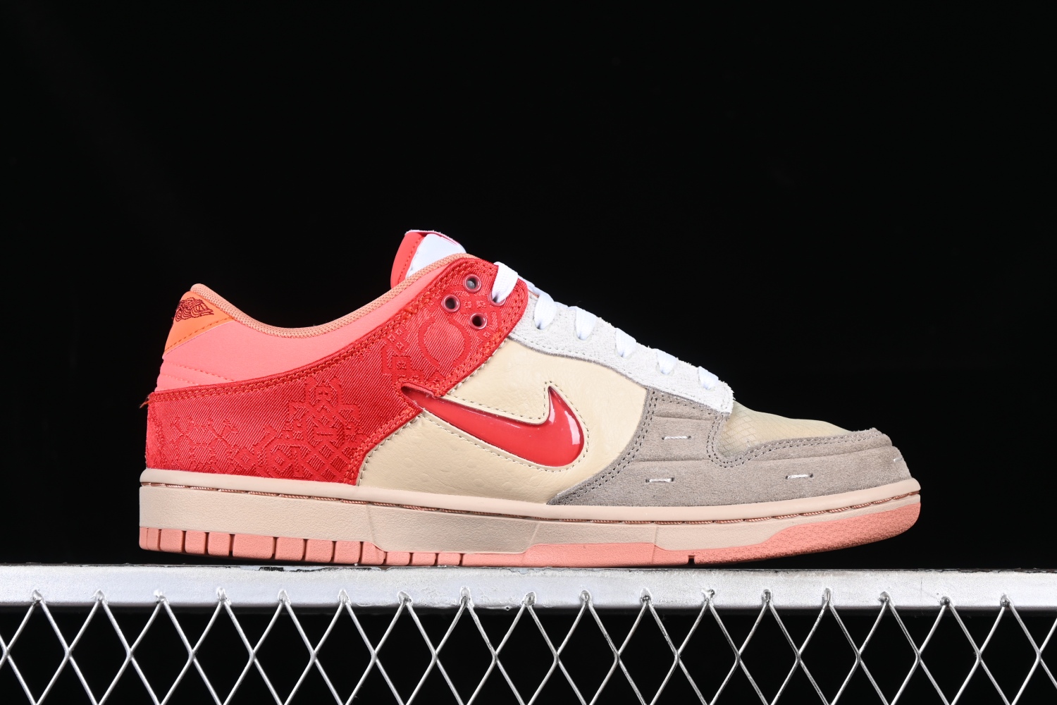 Nike Dunk Low SP What The CLOT FN0316-999