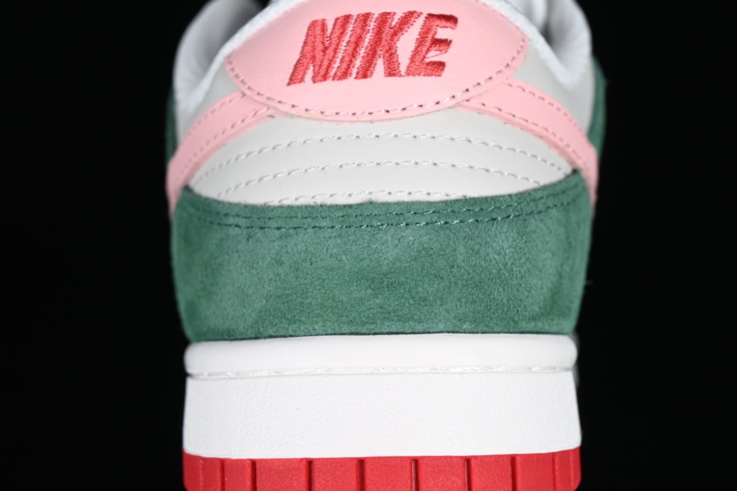 Nike Dunk Low SE All Petals United Fir Green FN8923-061