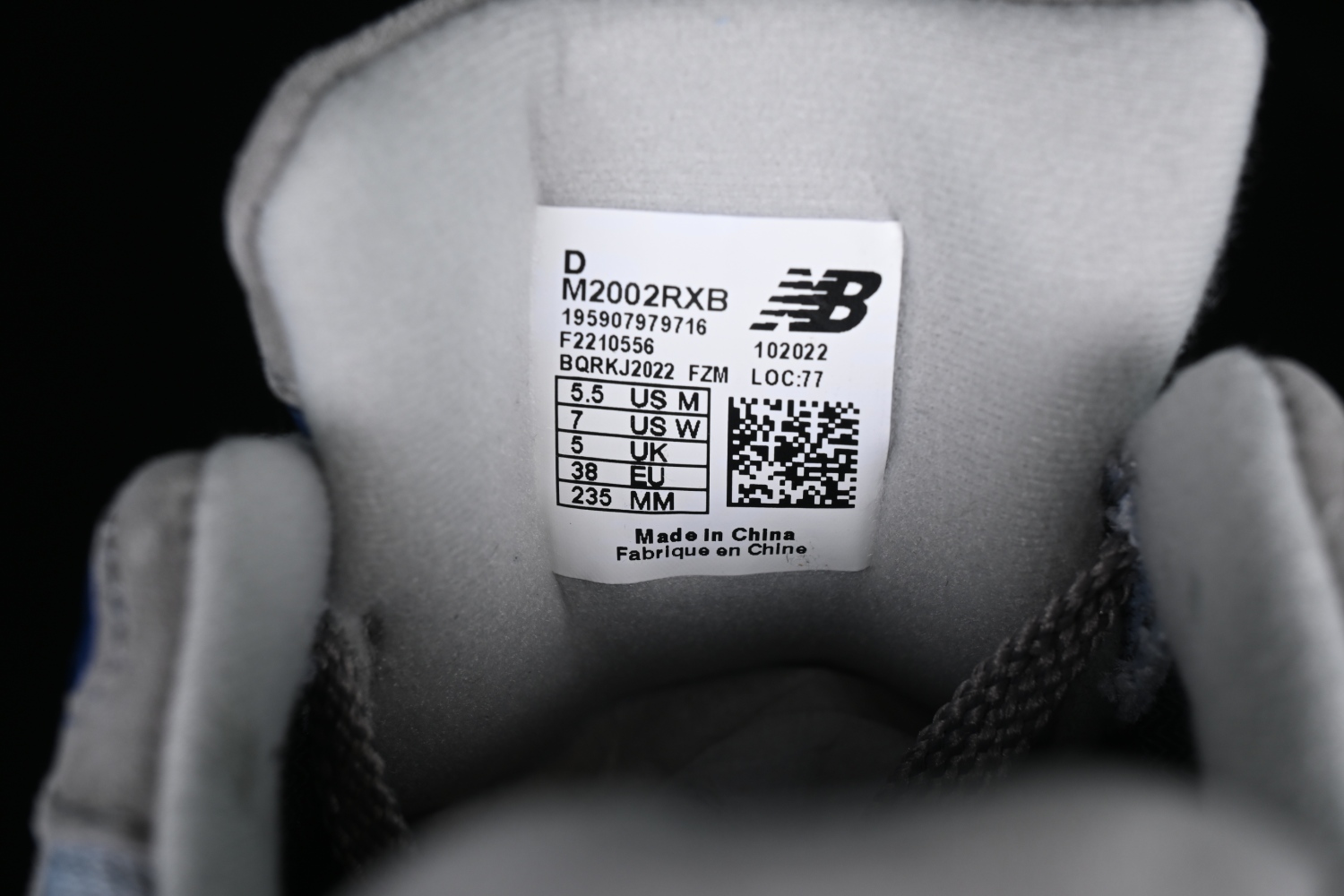 New Bal*nce 2002R Gore-Tex Marblehead Moon Shadow M2002RXB