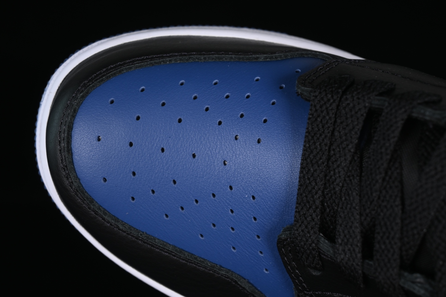 Jordan 1 Retro Low OG Mystic Navy CZ0775-041