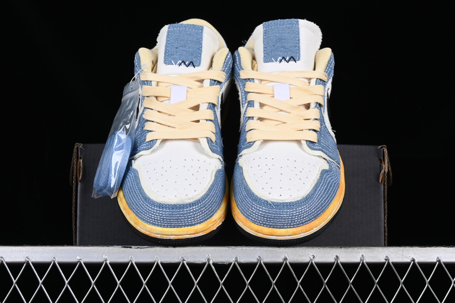 Jordan 1 Low SE WRMK Sashiko Denim FN7670-493