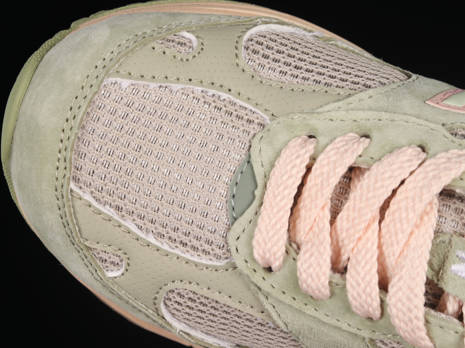 New Bal*nce 993 Joe Freshgoods Performance Art Sage MR993JG1