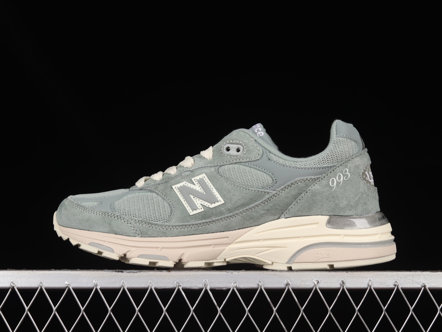 New Bal*nce 993 MiUSA Kith Pistachio MR993KH1