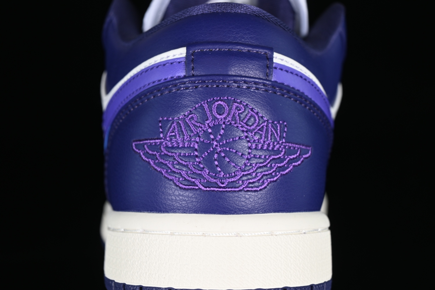 Jordan 1 Low Sky J Purple DC0774-502