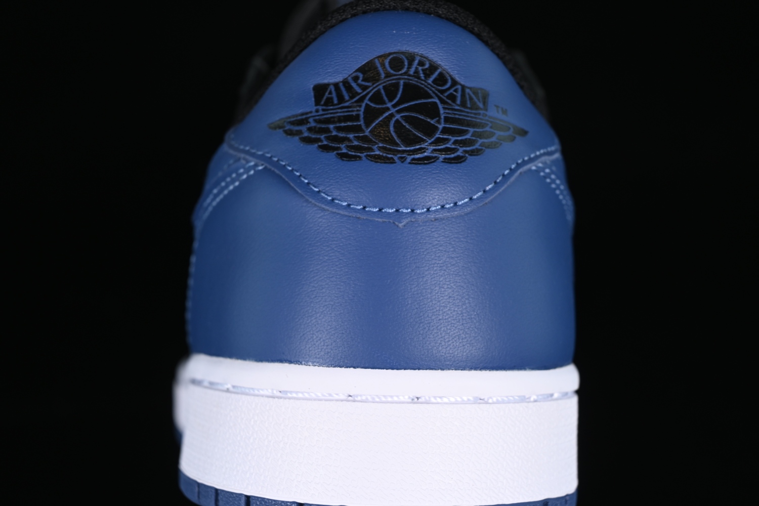 Jordan 1 Retro Low OG Mystic Navy CZ0775-041