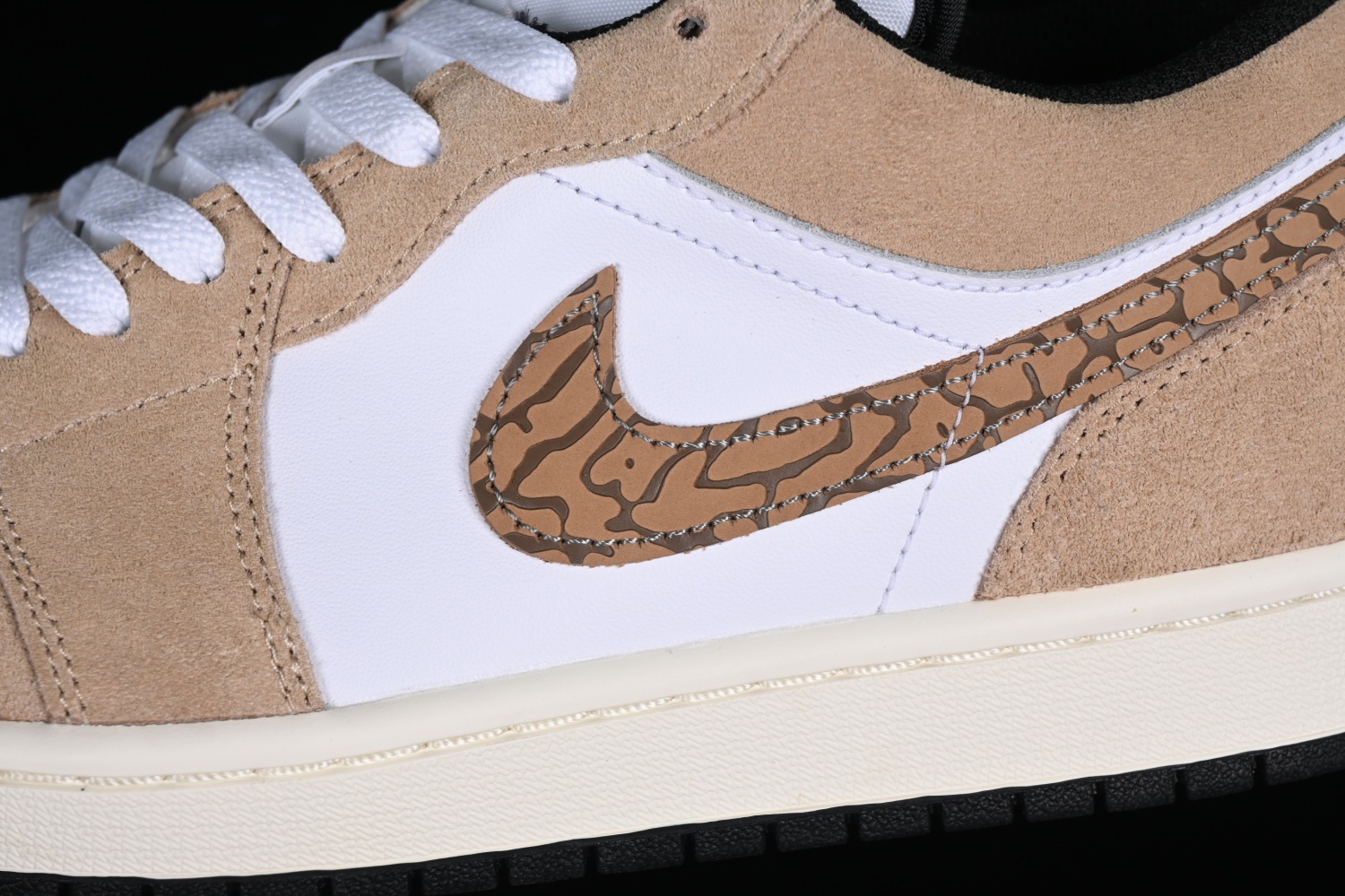 Jordan 1 Low SE Brown Elephant DZ4130-201