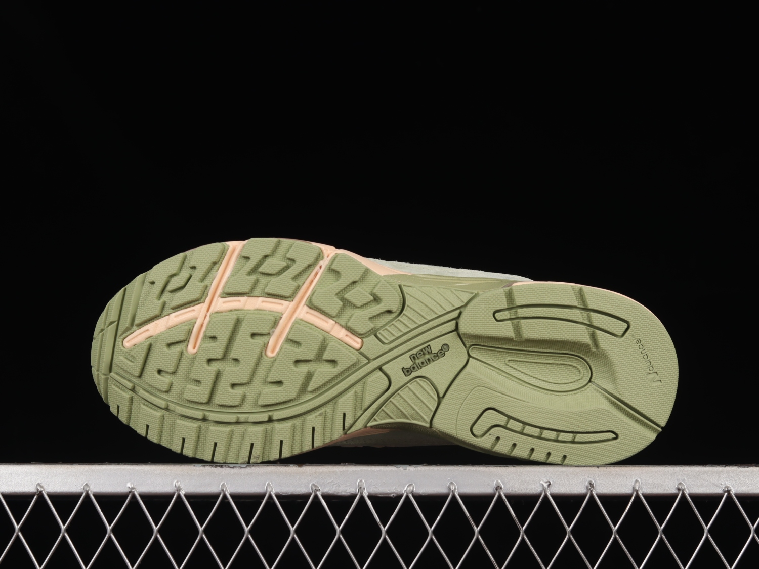 New Bal*nce 993 Joe Freshgoods Performance Art Sage MR993JG1