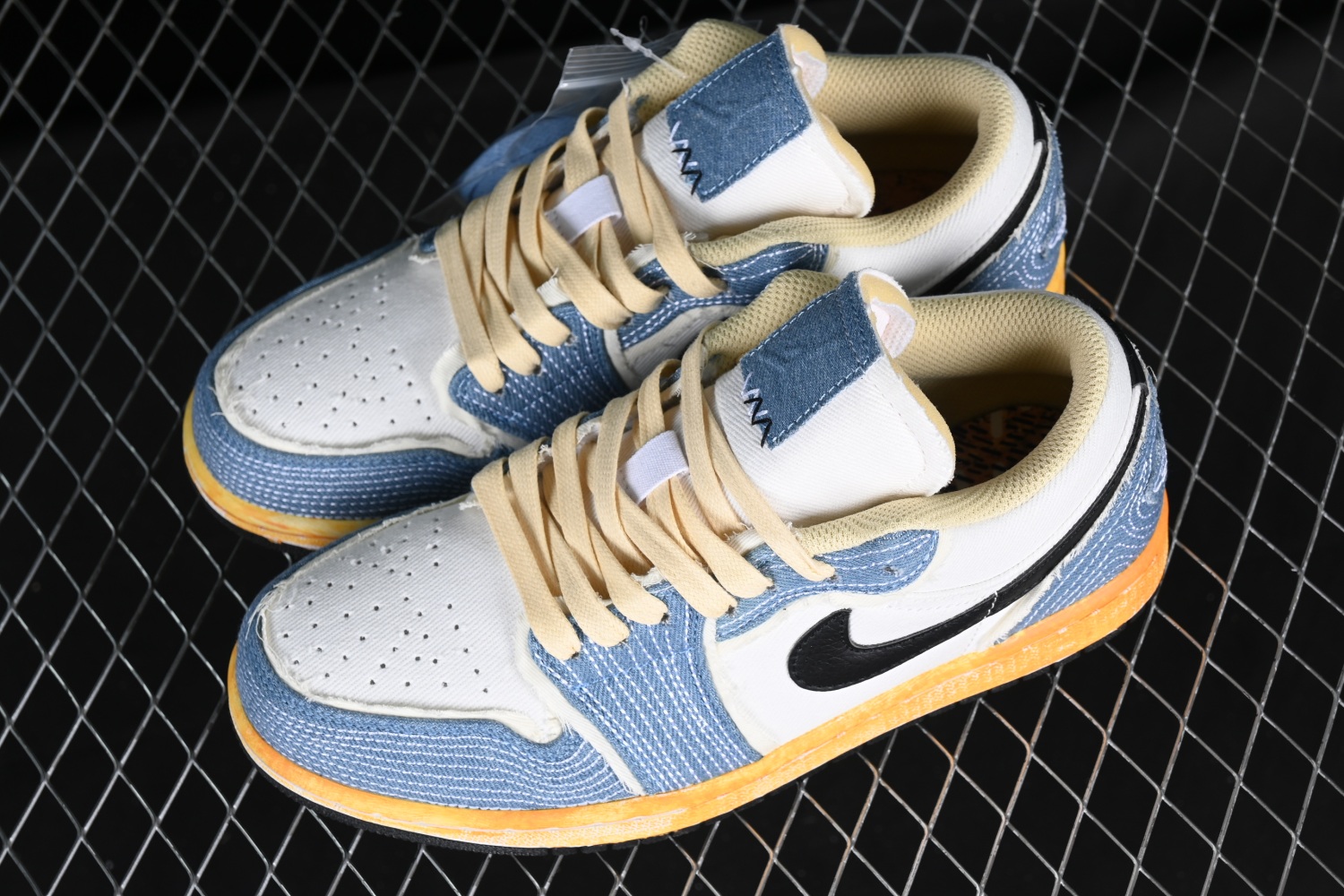 Jordan 1 Low SE WRMK Sashiko Denim FN7670-493