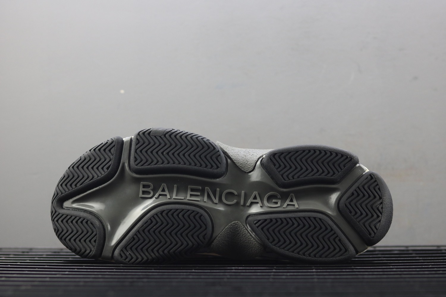 Bal**ciaga GZ version sneakers ECBA70033341