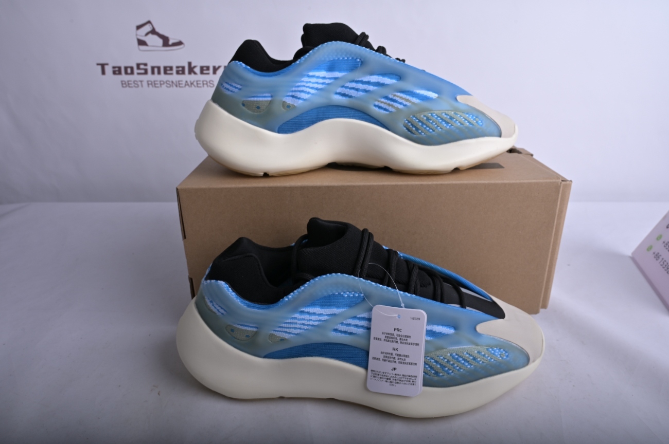 adidas Yeezy 700 V3 Arzareth G54850