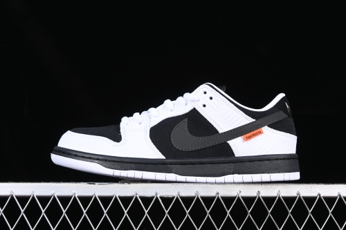 Nike SB Dunk Low TIGHTBOOTH FD2629-100